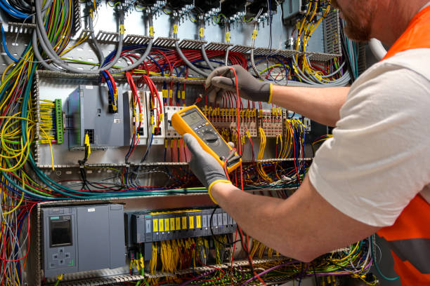 Best Commercial Electrician Services  in Cashmere, WA